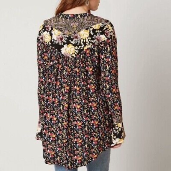 Free People Wild Flowers Bell Sleeve Henley Tunic Top Size Small - Picture 2 of 11